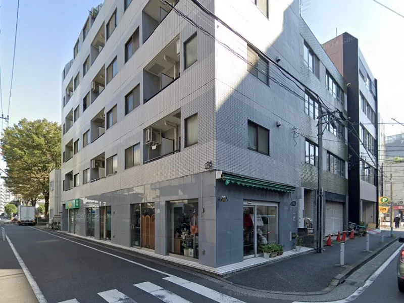 伊勢佐木長者町のスケルトン物件の外観