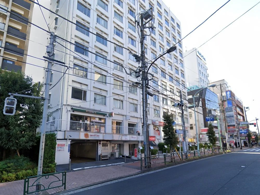 貸店舗(スケルトン)の外観