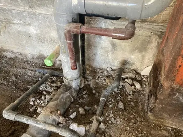 大袋のスケルトン物件の内装