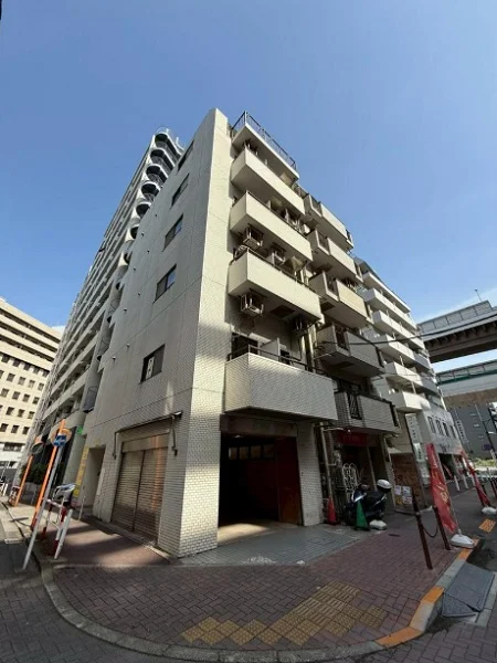 板橋区役所前のスケルトン物件の外観