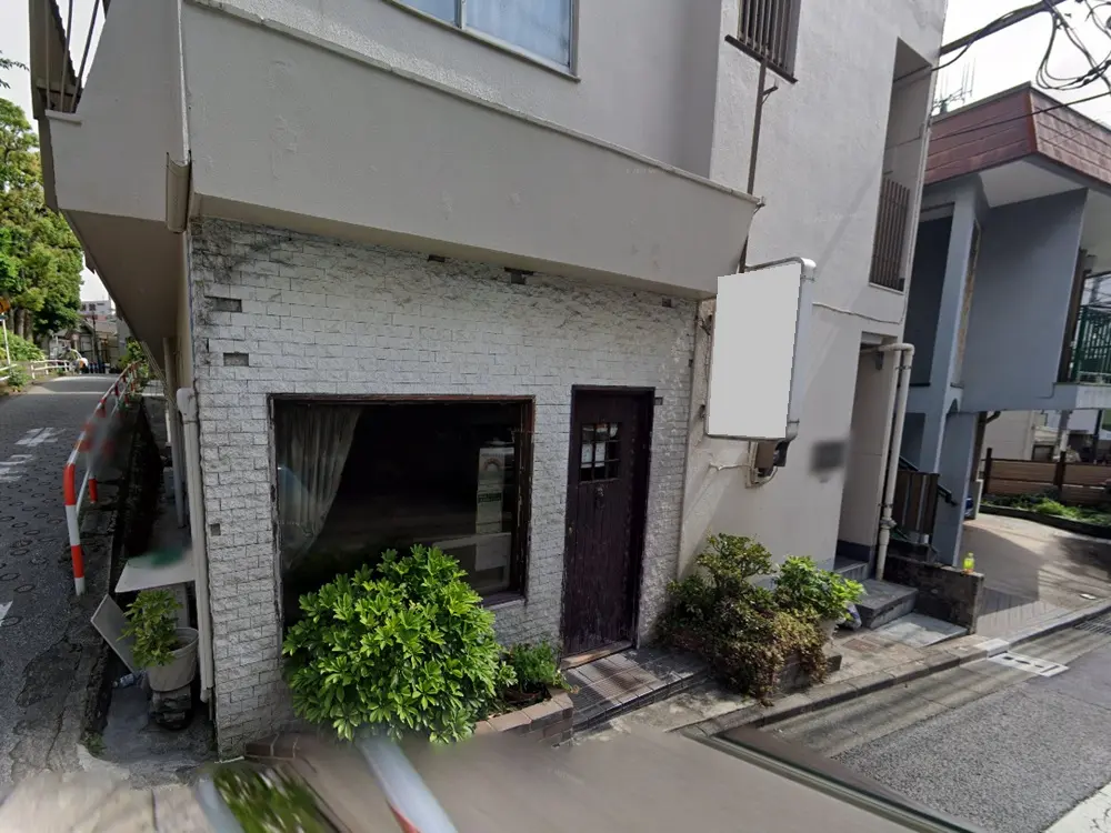 曙橋のスケルトン物件の外観