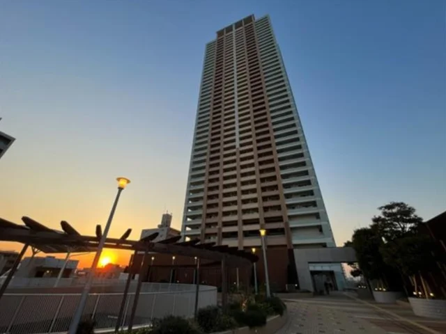 市川のスケルトン店舗物件の外観