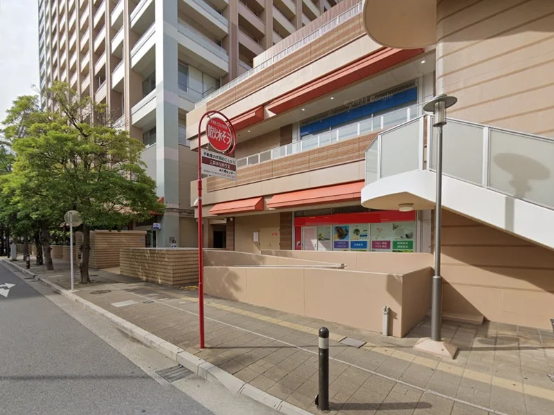 市川のスケルトン店舗物件の外観