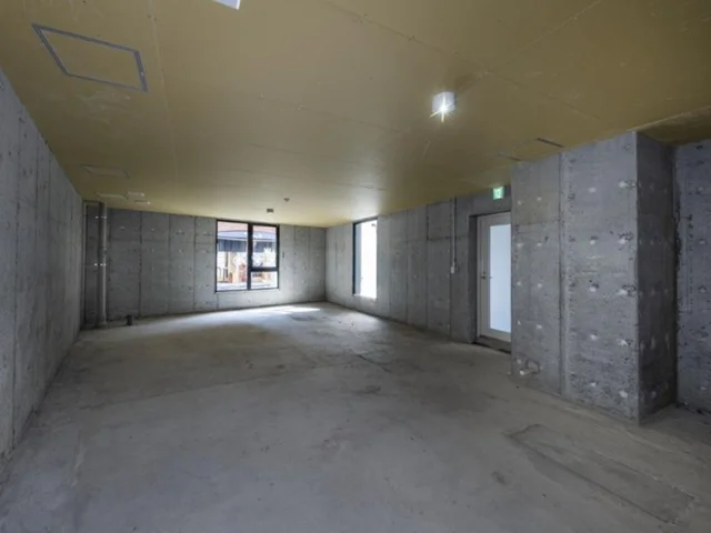 四谷三丁目のスケルトン物件の内装