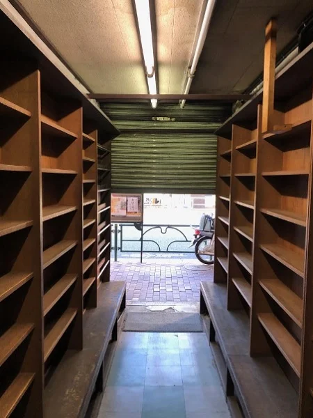 大森のスケルトン店舗物件の内装