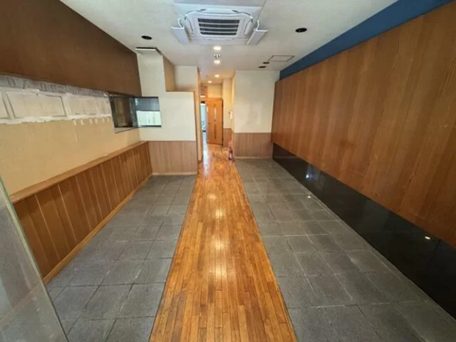 上井草の居抜き店舗の内装
