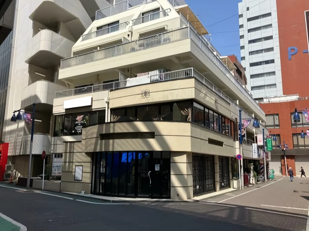 貸店舗(事務所仕様)の外観