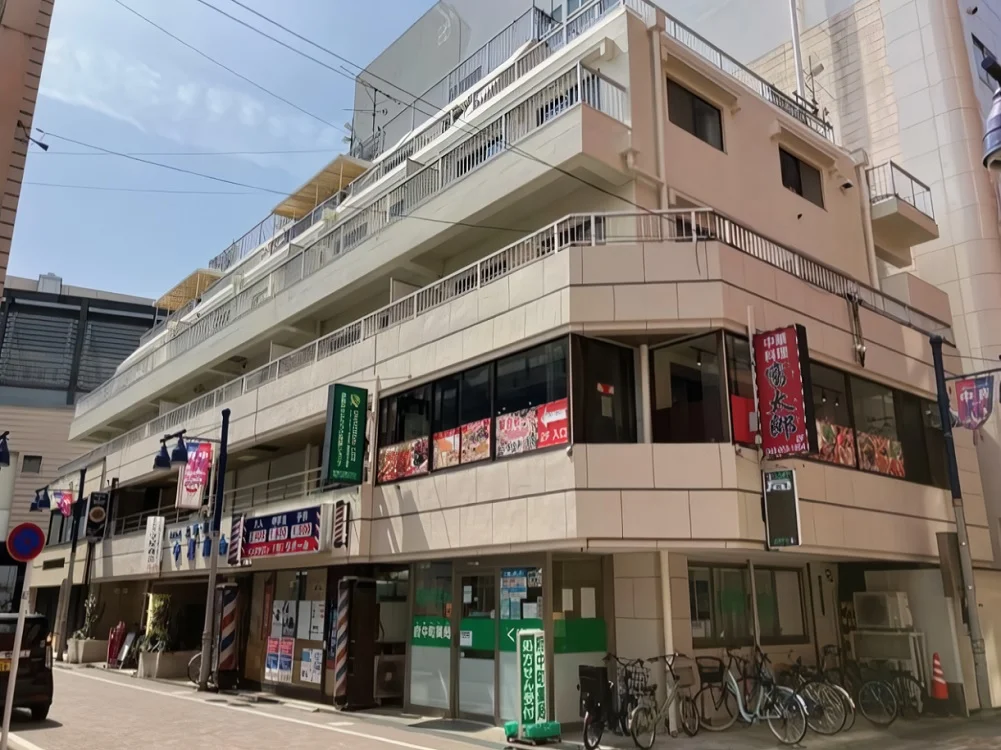 貸店舗(事務所仕様)の外観