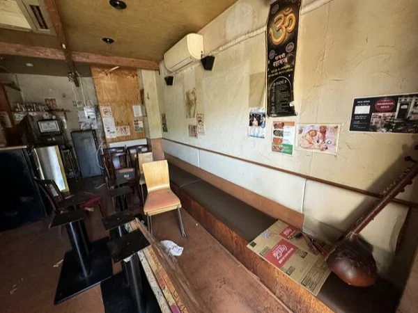 鷺沼のインド・ネパール料理居抜きの内装