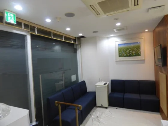 歯科の居抜き物件の内装