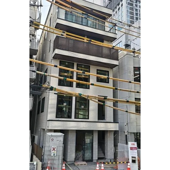 貸店舗(スケルトン)の外観