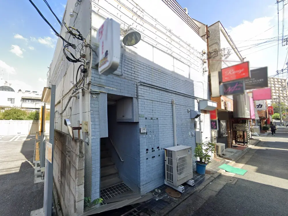 地下鉄成増の居抜き店舗の外観