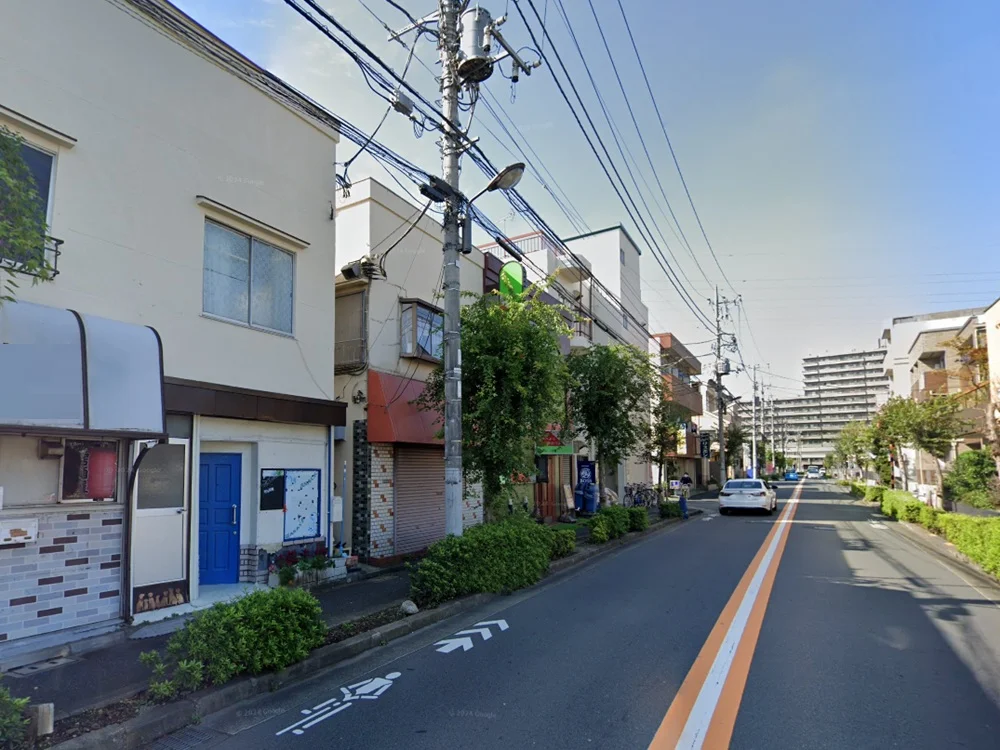 谷塚の居抜き店舗の外観