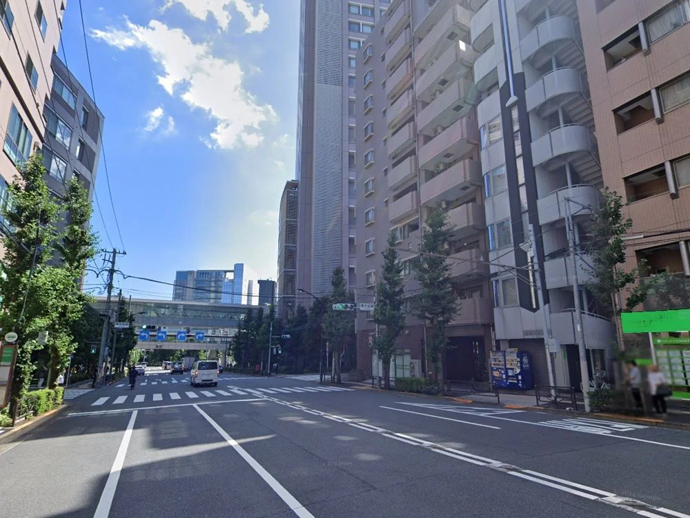 御茶ノ水の事務所仕様店舗物件の外観