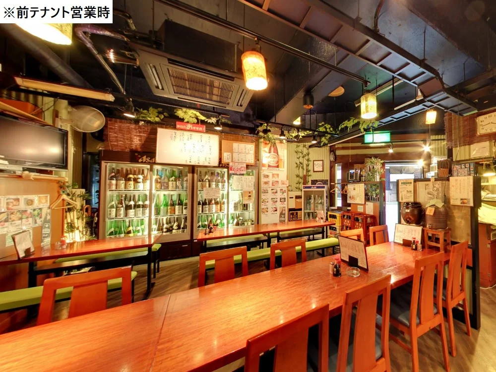 新宿御苑前の居酒屋居抜きの内装