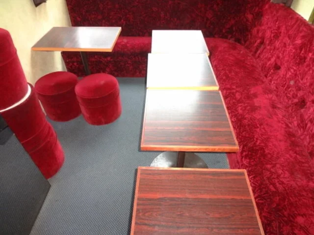 スナック・パブの居抜き物件の内装