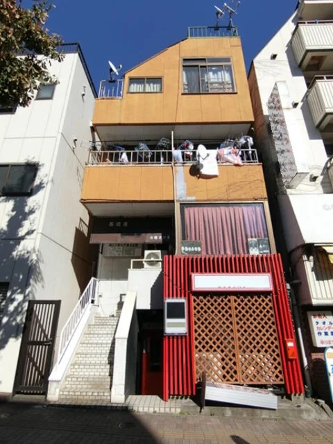 王子の居抜き店舗の外観