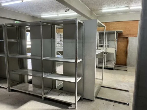 武蔵中原のスケルトン物件の内装