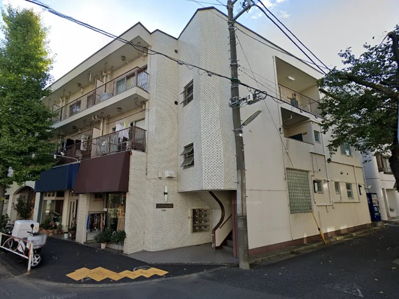 貸店舗(スケルトン)の外観