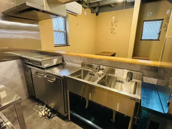 カフェ・喫茶店の居抜き物件の厨房