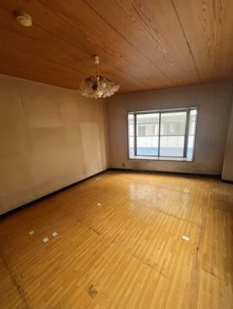 京成金町の事務所仕様物件の内装