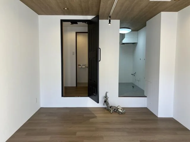 貸店舗(事務所仕様)の内装