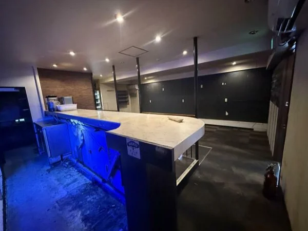 千葉のスナック・パブ居抜きの内装