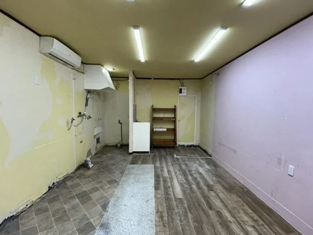 貸店舗(事務所仕様)の内装