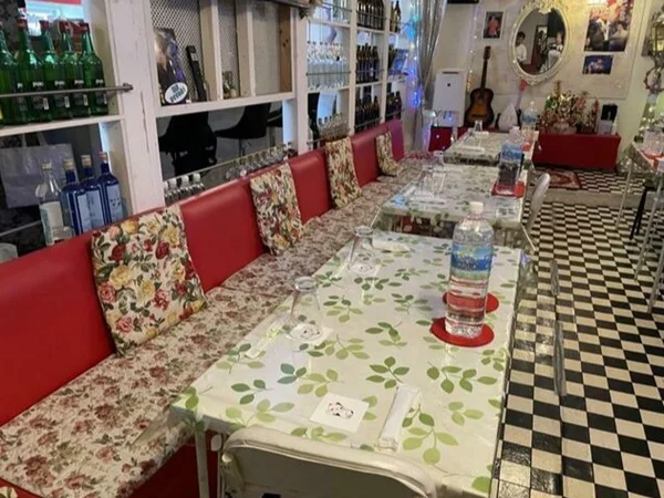 スナック・パブの居抜き物件の内装