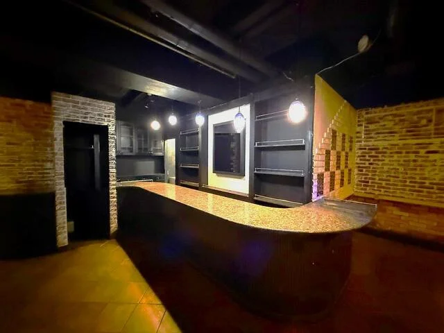 スナック・パブの居抜き物件の内装