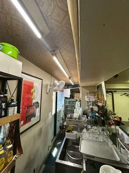居酒屋の居抜き物件の厨房