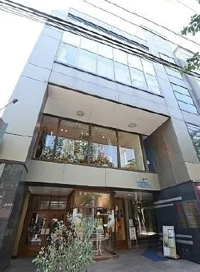 自由が丘のエステ居抜きの外観