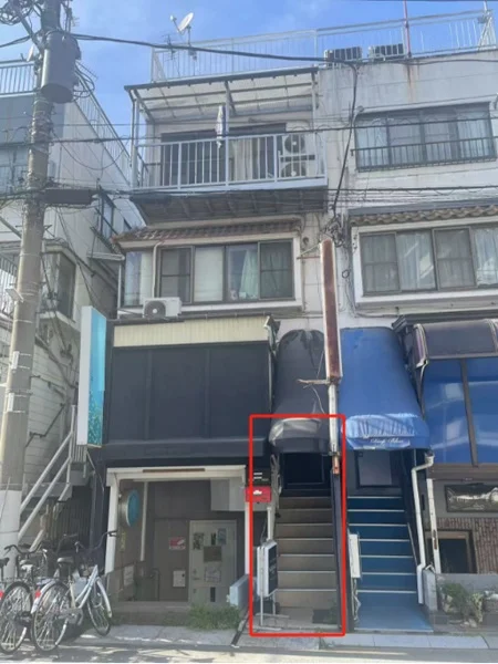 スナック・パブの居抜き物件の外観