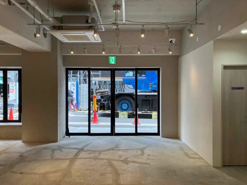 貸店舗(スケルトン)の内装