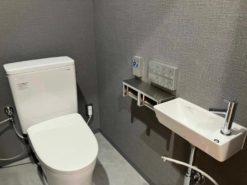 人形町のスケルトン物件の内装