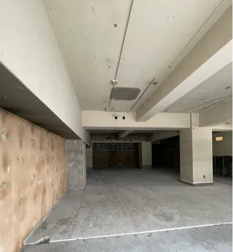 貸店舗(スケルトン)の内装