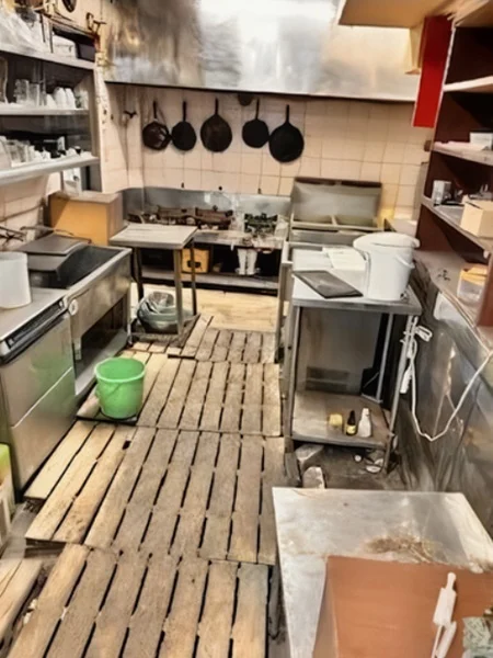 北八王子の居抜き店舗の厨房