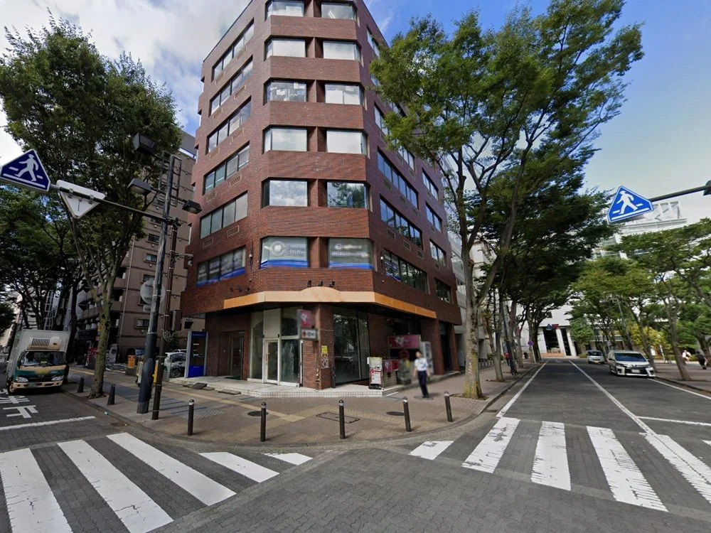 新横浜のスケルトン物件の外観