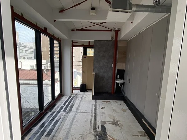 月島のスケルトン物件の内装