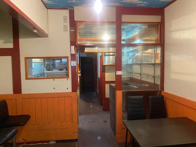 南橋本の居抜き店舗の内装