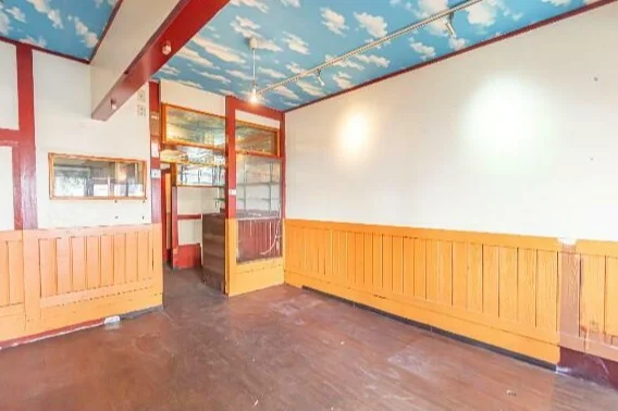 インド・ネパール料理の居抜き物件の内装