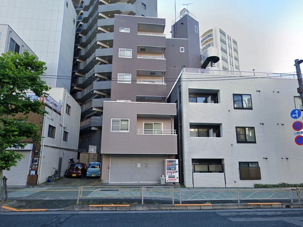 三ノ輪のスケルトン物件の外観