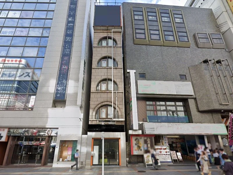 上野広小路の事務所仕様物件の外観