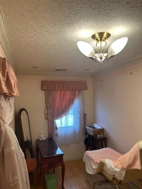 椎名町の美容室・理容室居抜きの内装