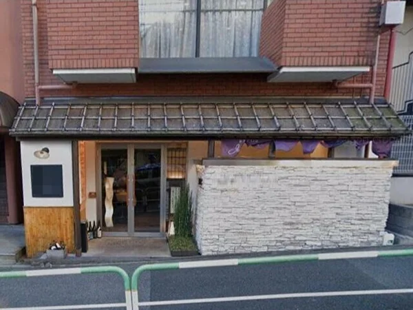 大塚のビストロ・洋食居抜きのエントランス