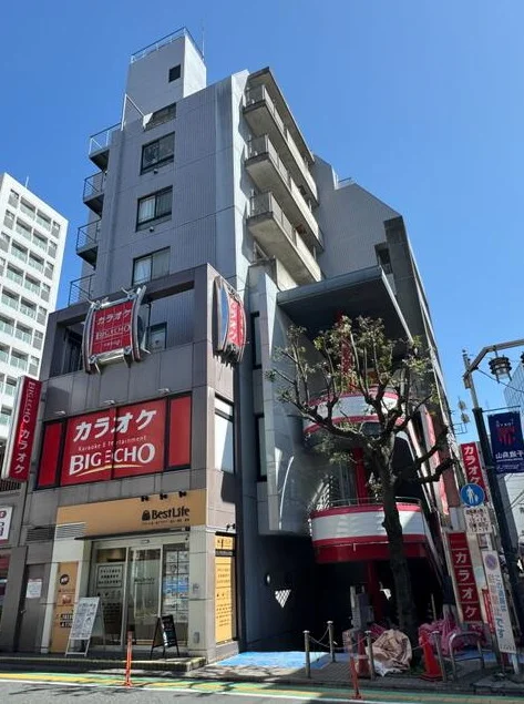 千歳烏山の居抜き店舗の外観