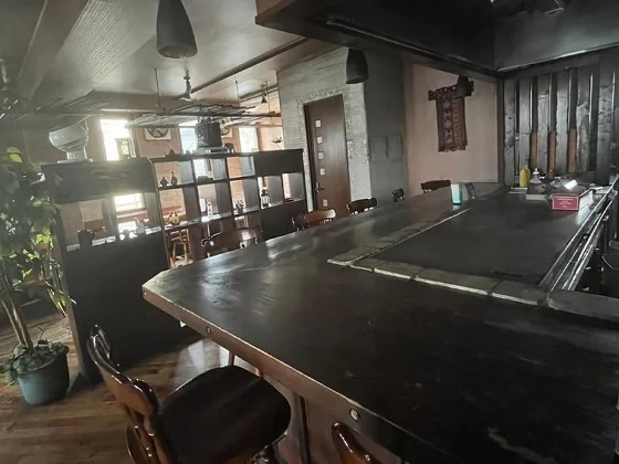 お好み焼きの居抜き物件の内装