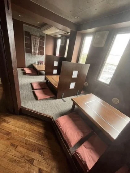 西武立川のお好み焼き居抜きの内装