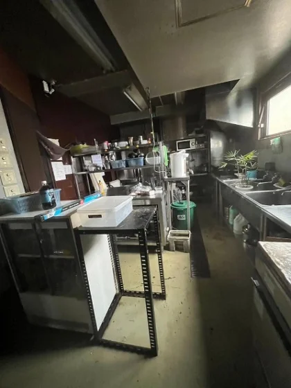 西武立川の居抜き店舗の厨房