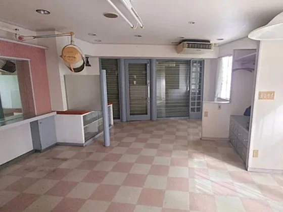 美容室・理容室の居抜き物件の内装